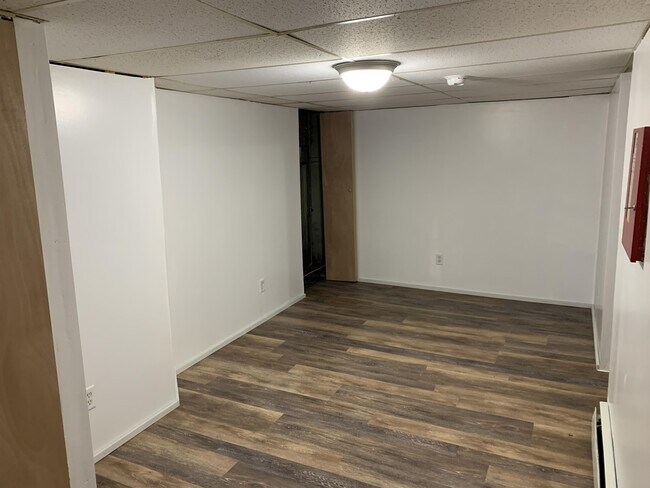 Building Photo - 356 N Pennsylvania Ave