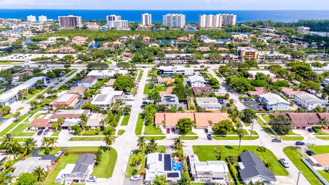 Foto del edificio - 520 NE 44th St