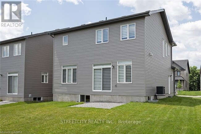 Building Photo - 741 Riverview Wy.