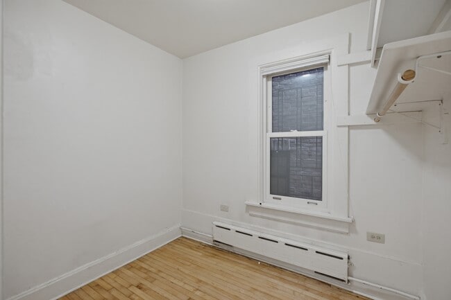 Building Photo - 1843 N Bissell St