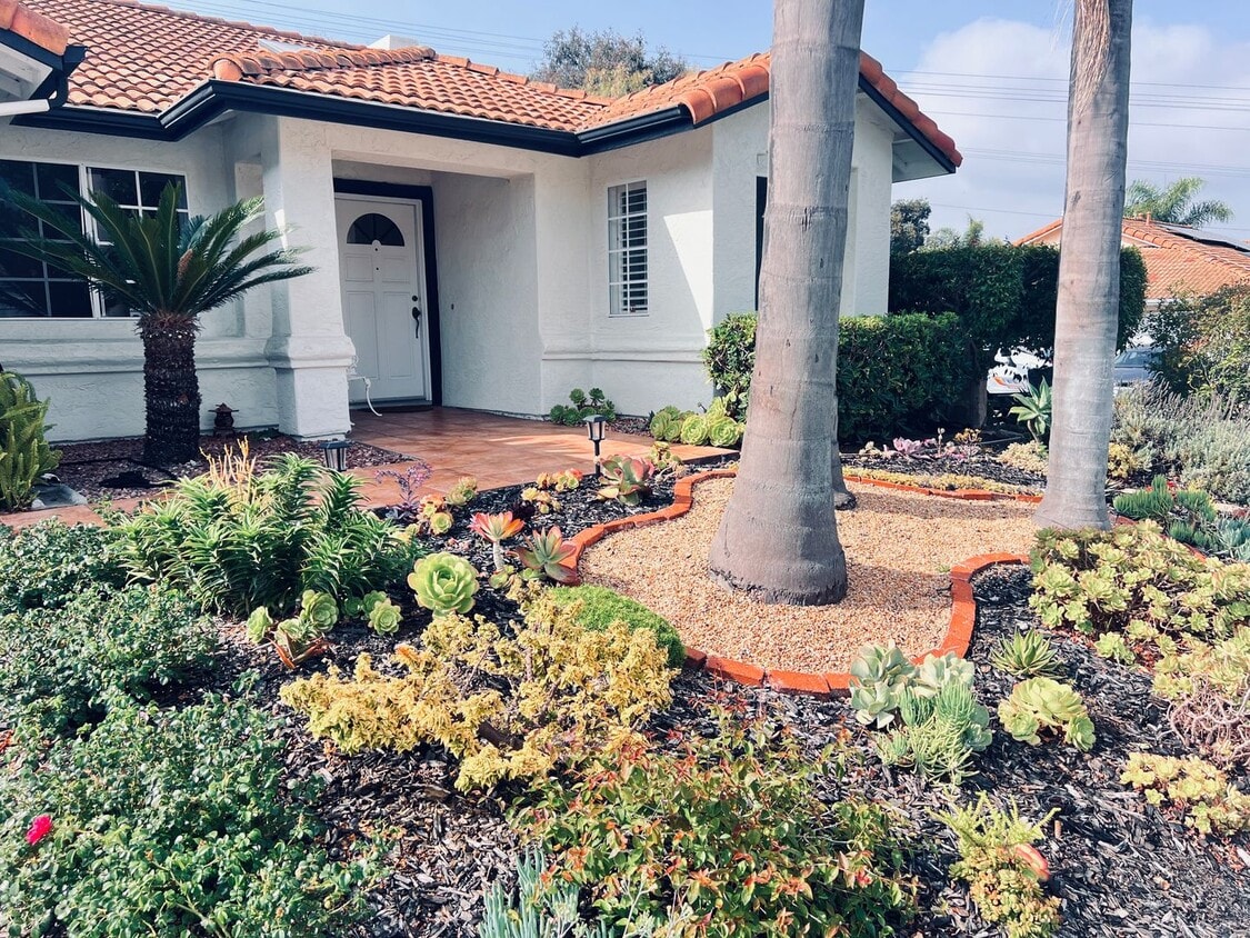 Primary Photo - Oceanside Montego Community Two Bed/ Two B...
