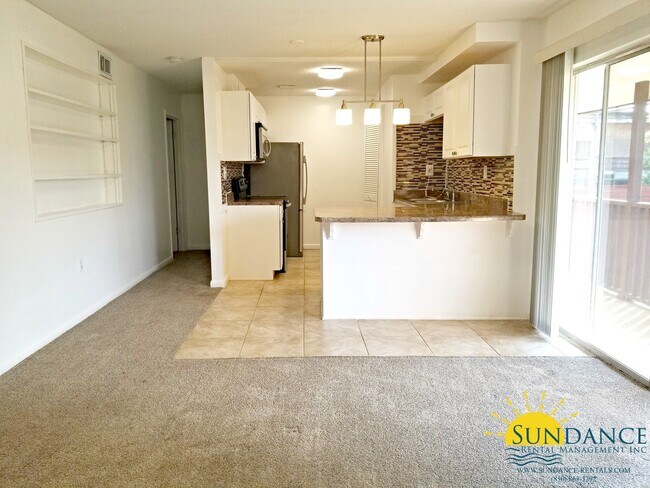 Building Photo - Nice 2 Bedroom Unit at Spanish Villas