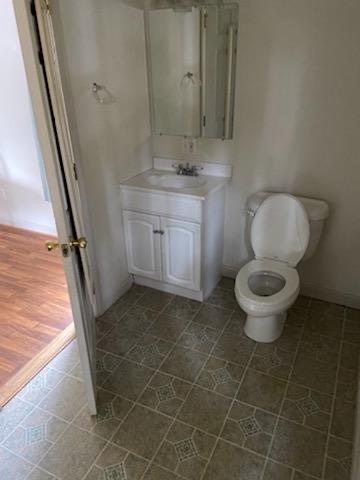 First Floor Bathroom - 7 Sylvandale Rd