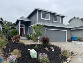 Building Photo - 1525 Cabernet Cir