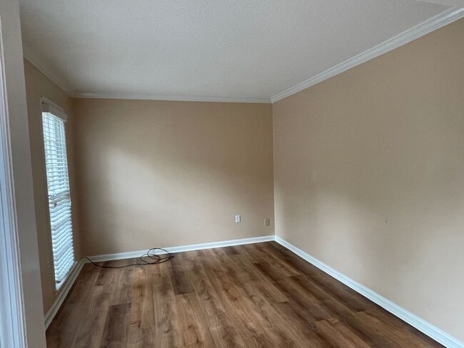 Building Photo - Beautifully Renovated Two-Story Traditional in McEachern High School