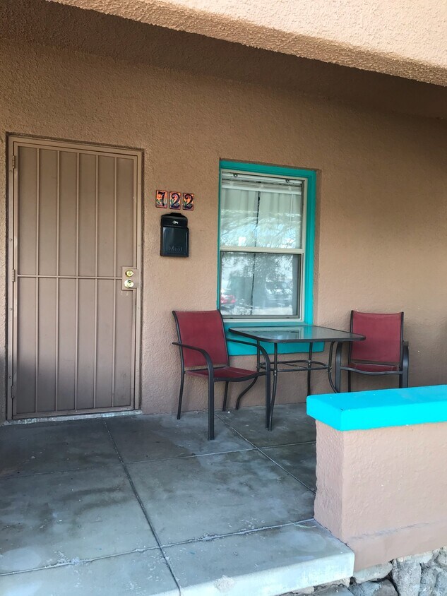 Foto principal - 722 E Drachman St