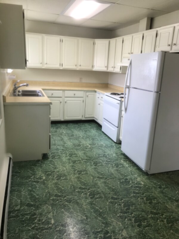 Primary Photo - 704 N Chestnut St