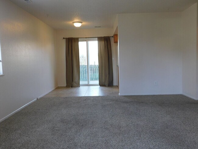 Building Photo - 232 Crawford Ln