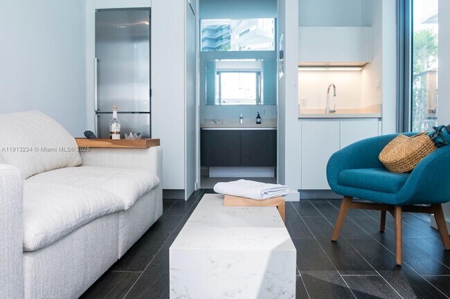 Foto del edificio - 851 NE 1st Ave