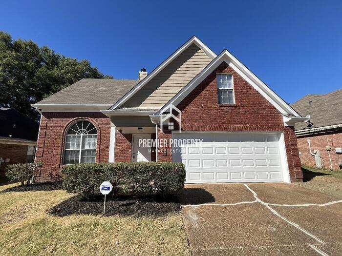 Primary Photo - 2851 Fletcher View Dr
