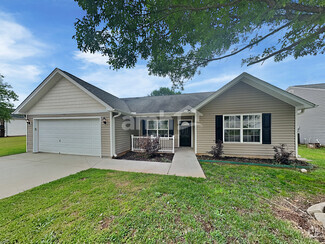 Building Photo - 414 Woodford Way