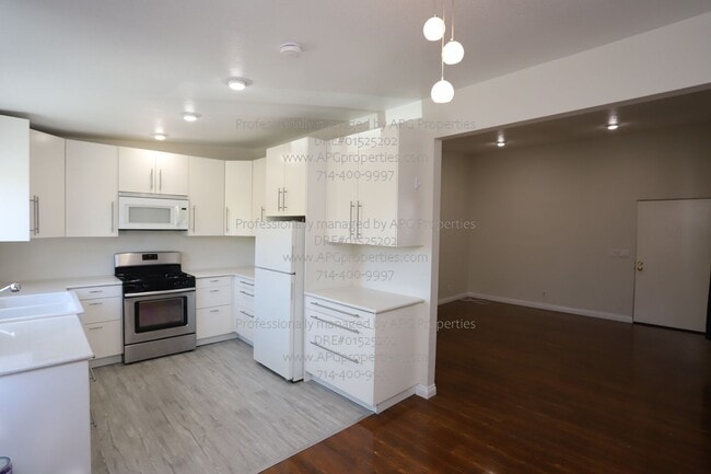Foto del edificio - 636 E Birch St