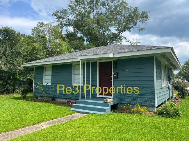 3 habitaciones/1 baño $1250/mes - 1409 W Church St