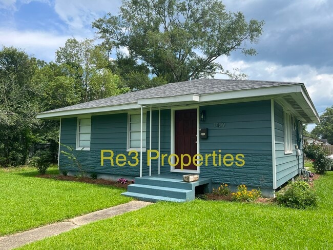 3B/1B $1250/mo - 1409 W Church St