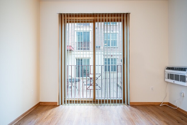 Building Photo - Washington Court Apartments