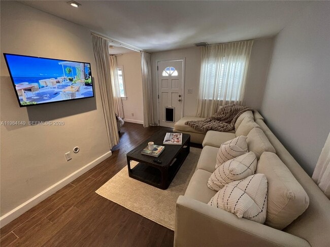 Foto del edificio - 265 Palm Ave