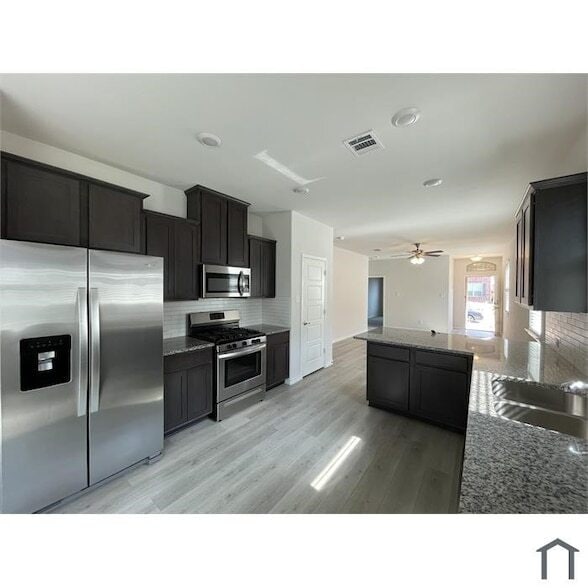 Building Photo - 2304 Pyrite Dr