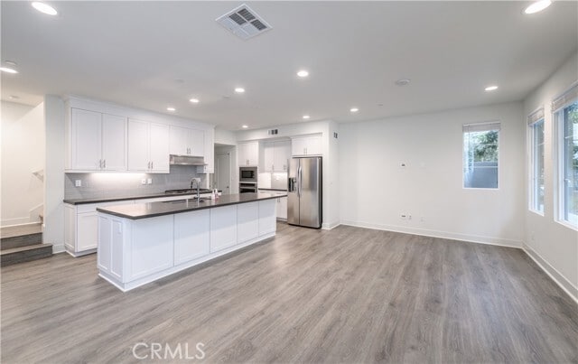 Building Photo - 144 Allusion