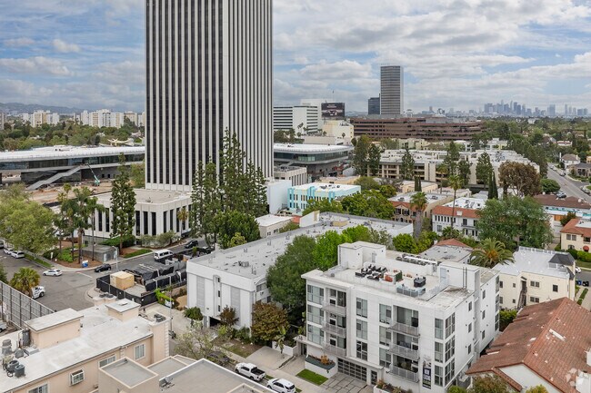 Aerial Photo - Fairfax Townhomes