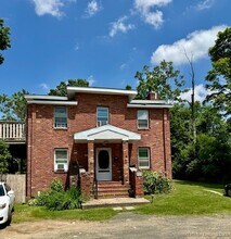 Building Photo - 153 Main St
