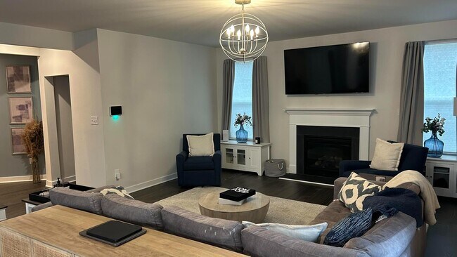 Foto del edificio - 603 Spring Hollow Dr