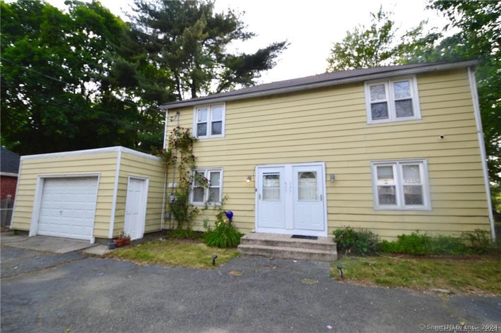 Primary Photo - 377 Pearl Harbor St