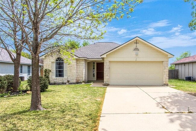 Building Photo - 814 Lantana Dr