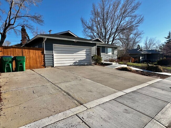 Building Photo - 2085 Royal Dr. Reno, NV 89503 - Charming h...