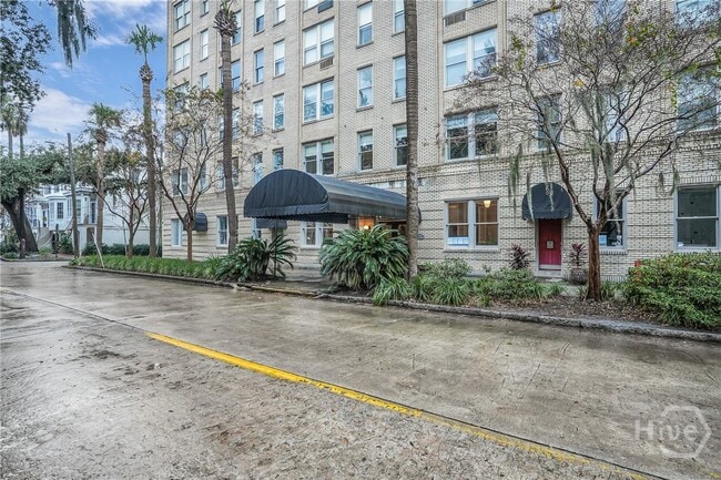 Foto del edificio - 106 W Gwinnett St