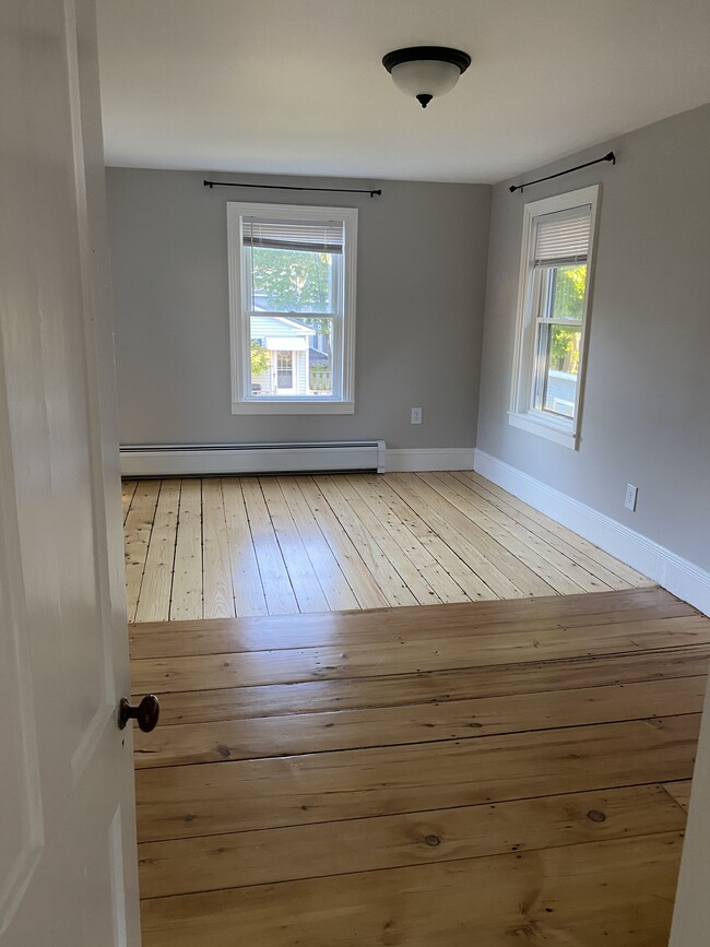 Bedroom 2 - 223 Pearl St
