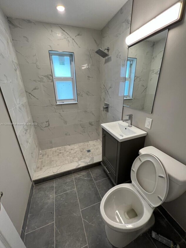 Foto del edificio - 1812 NW 15th Ct