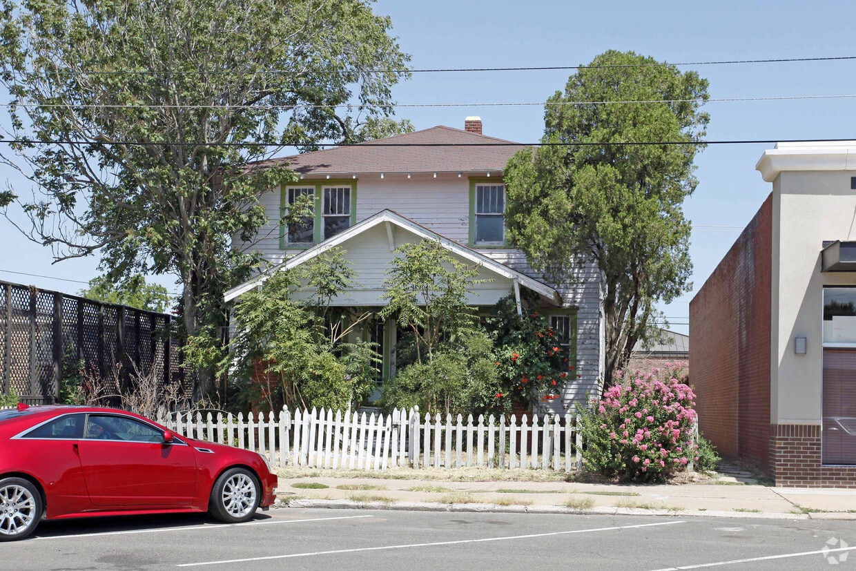 311 W Main St, Norman, OK 73069 Apartments in Norman, OK