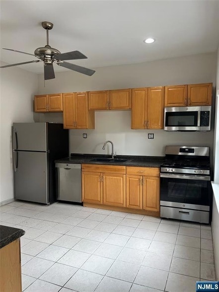 Foto del edificio - 510 Shaler Blvd