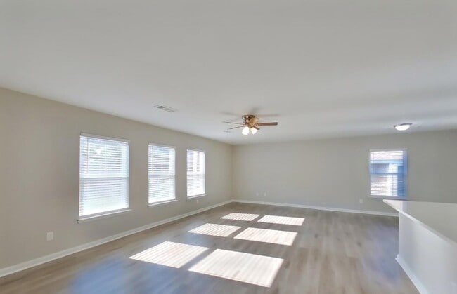 Photo - AVAILABLE NOW House