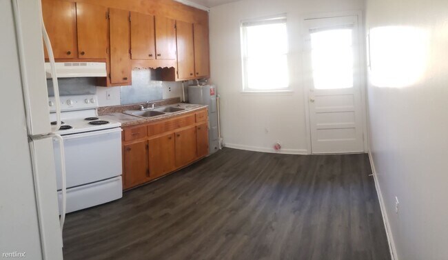 Foto del edificio - 2 br, 1 bath  - 312 Prince Albert Ave
