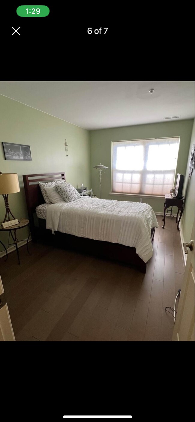 Foto del edificio - 9228 Blue Grass Rd