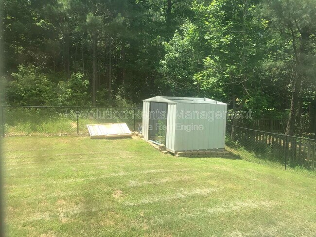 Building Photo - 313 Morning Star Dr