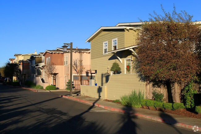 Foto del edificio - Valley Oak Villas