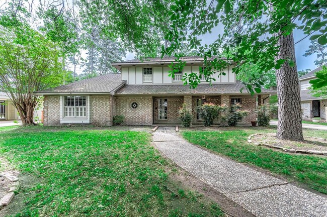 Foto del edificio - 10715 Elmdale Dr