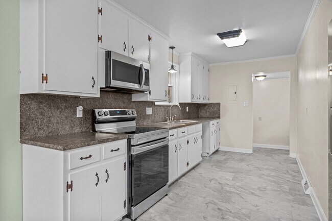 Foto del edificio - 205 Fieldstone Cir