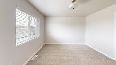 Interior Photo - 1580 Main Townhomes and Apartments