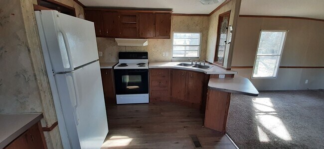 Foto del edificio - 229 Melody Ln