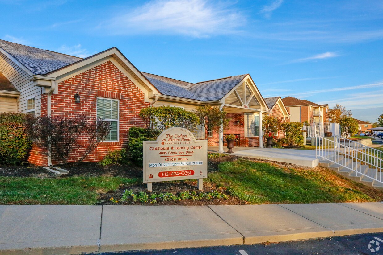 The Cedars at Rivers Bend Apartments 4885 Cross Key Dr South Lebanon