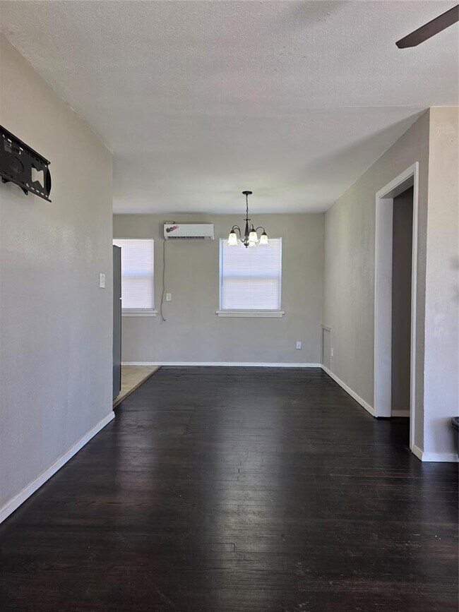 Foto del edificio - 3613 SE 24th St