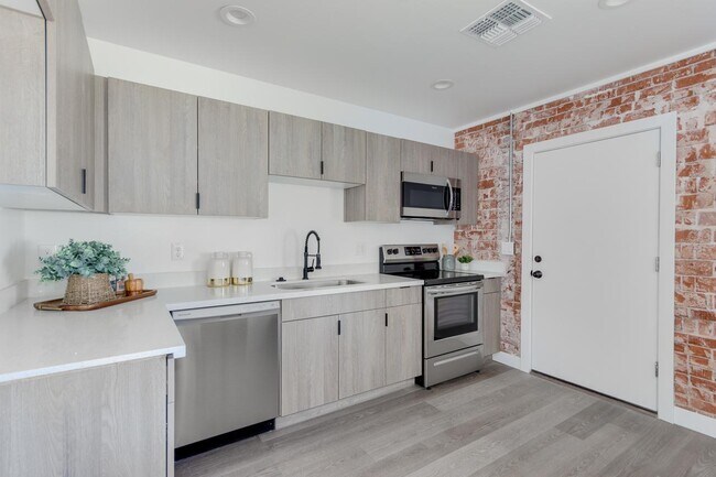 Foto del edificio - 2512 E Thomas Rd