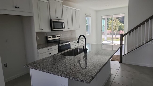 Foto del edificio - 11750 Sunsail Ave