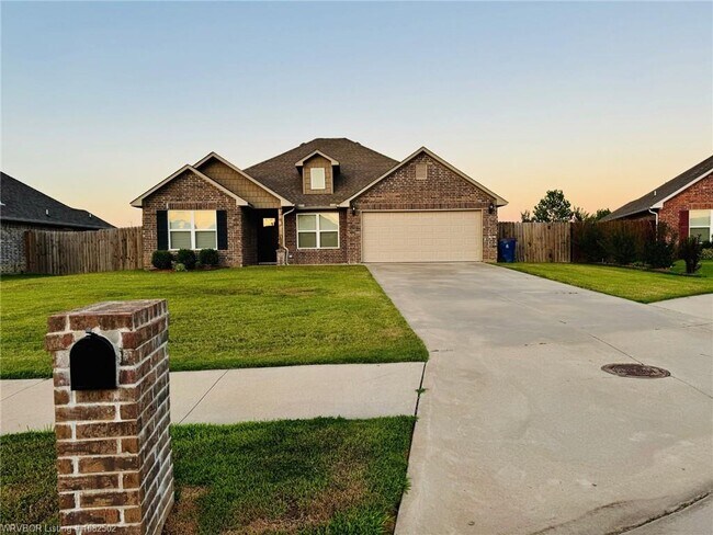 Foto del edificio - 9025 Wildwood Way