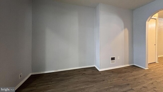 Building Photo - 2607 S 62nd St