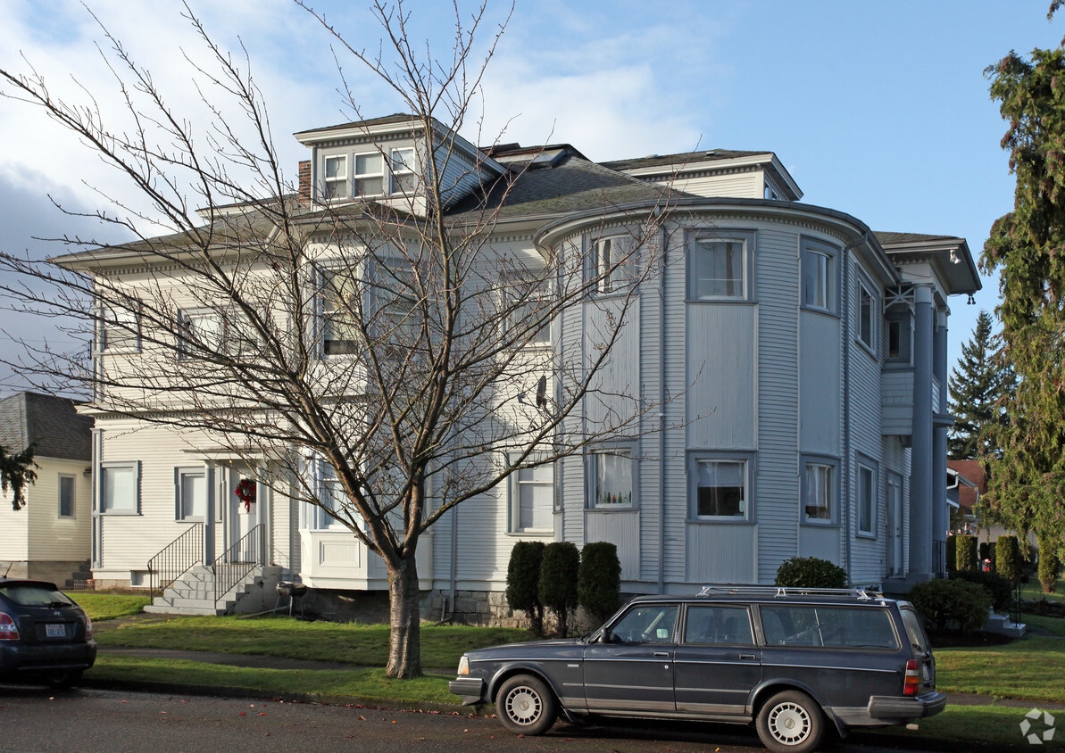 Building Photo - 3104 N 8th St