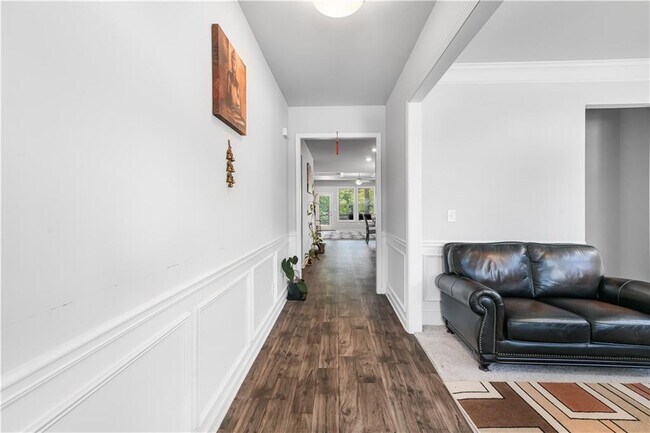 Building Photo - 3170 Andover Trl